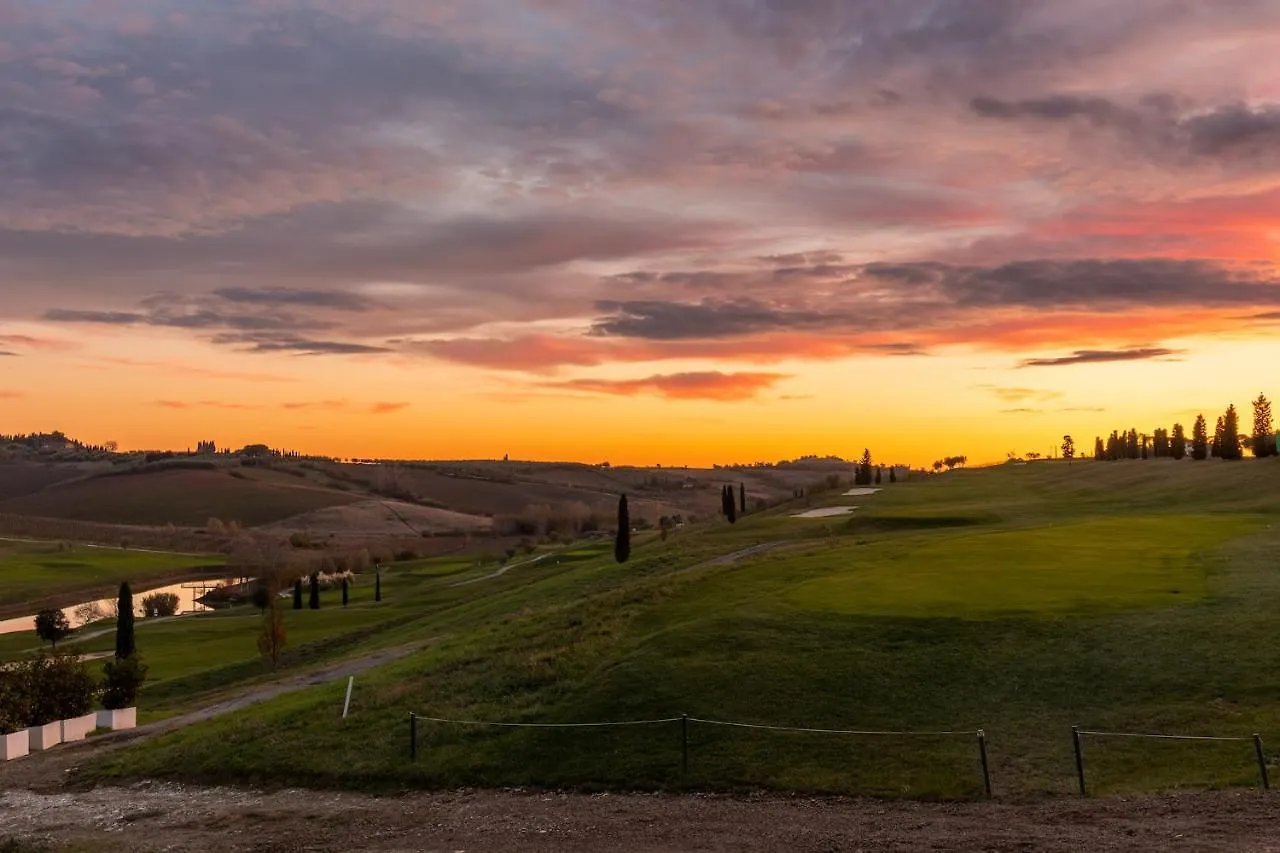 Golf Club Bellosguardo Resort Vinci Farm stay